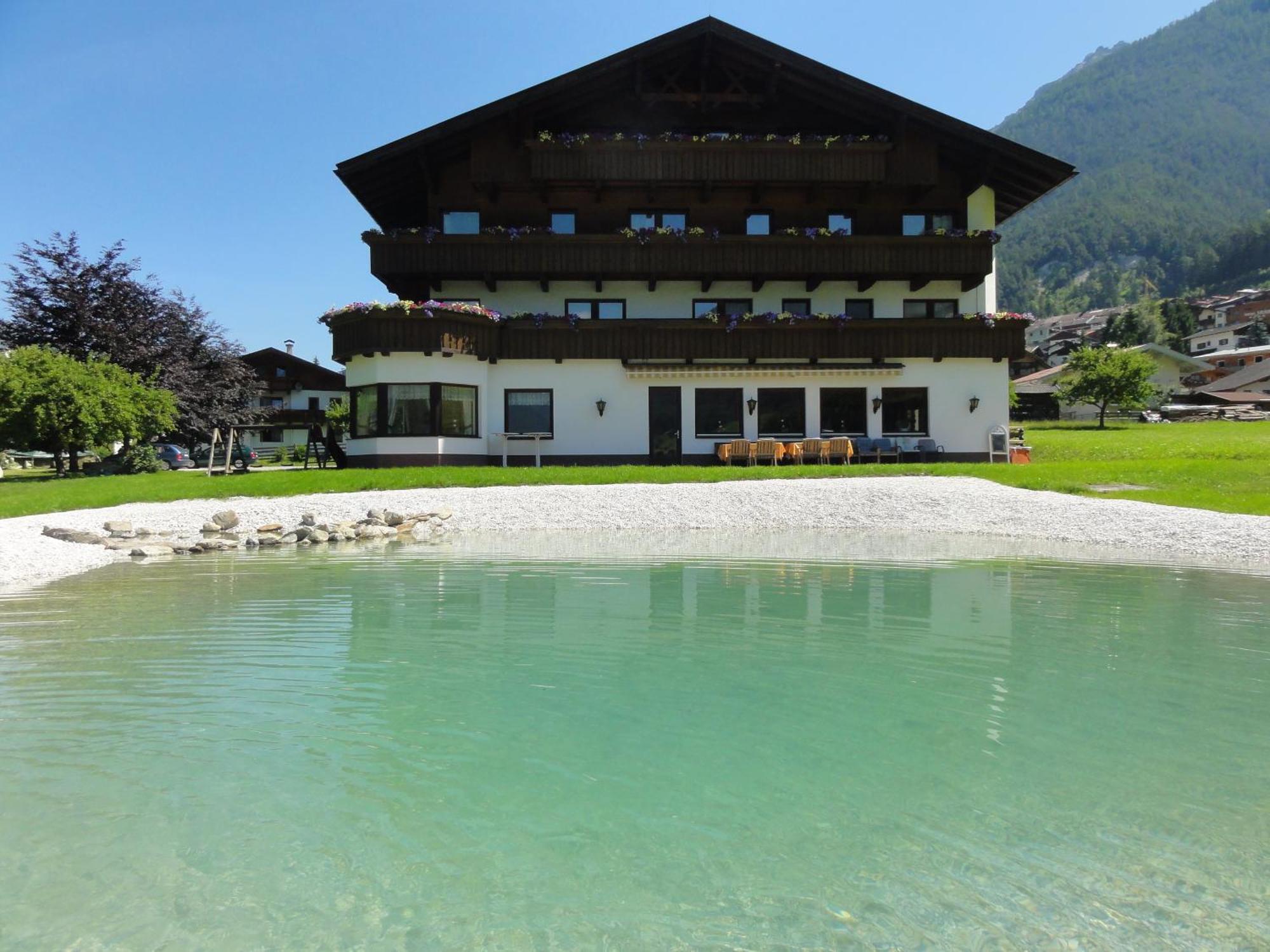 Hotel Steuxner Neustift im Stubaital Eksteriør billede